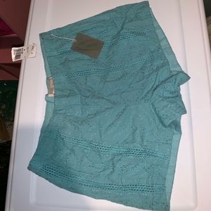 MAKE AN OFFER** Forever 21 Shorts